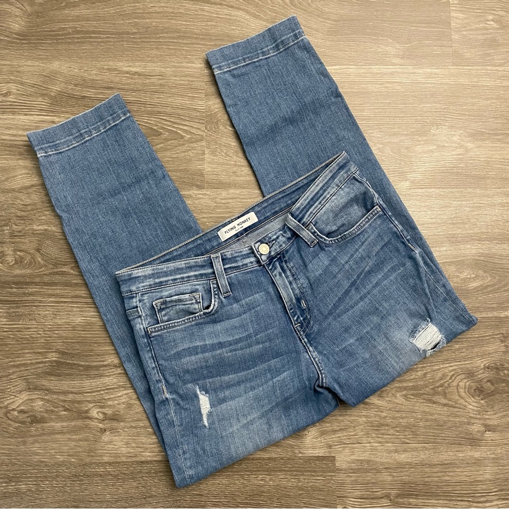 Flying Monkey Light Wash Distressed Cropped Straight Jeans Size 29